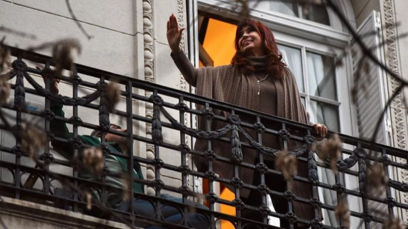 La Justicia dio de baja el reclamo civil contra Cristina Kirchner y no deberá devolver más de veintidós mil millones de pesos